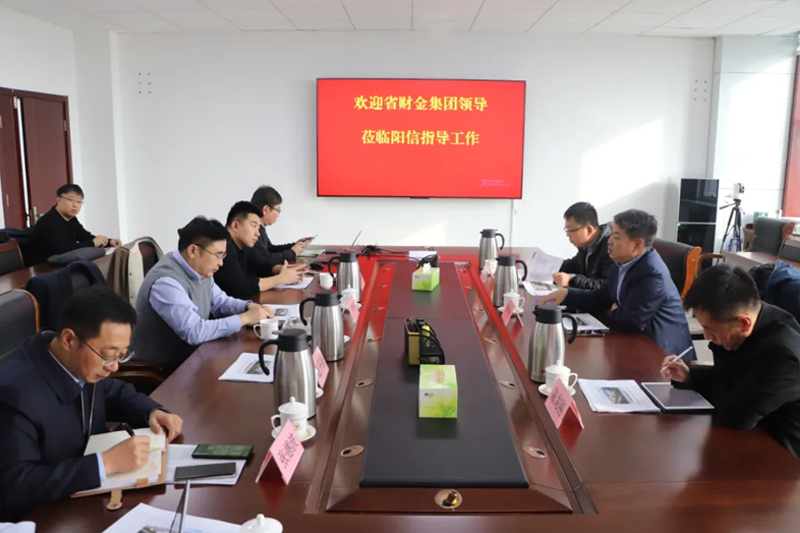 山東省財金投資集團副總經理、山東省財金發(fā)展公司董事長徐德斌來我縣調研